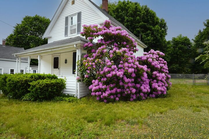 Property Photo:  275 Reed St  MA 02341 