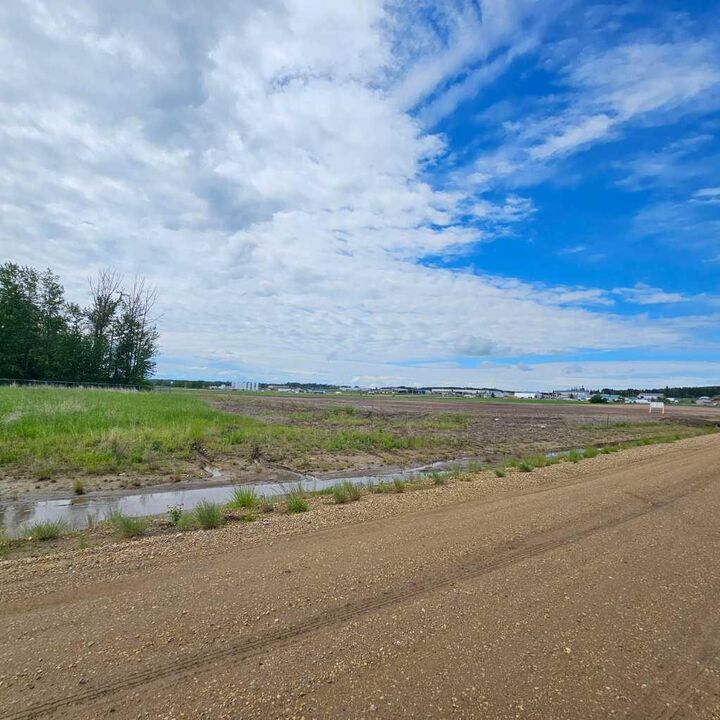 Property Photo:  Range Road 142 Parker Road SW  AB T0A 2C0 