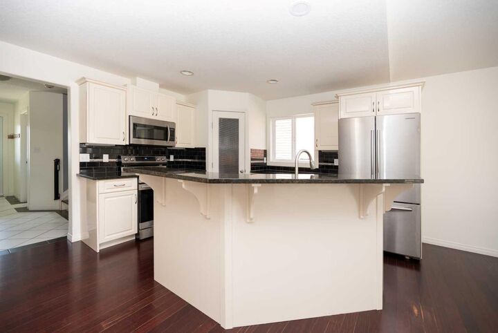 Property Photo:  5506 Aspen Lane  AB T9S 0A8 