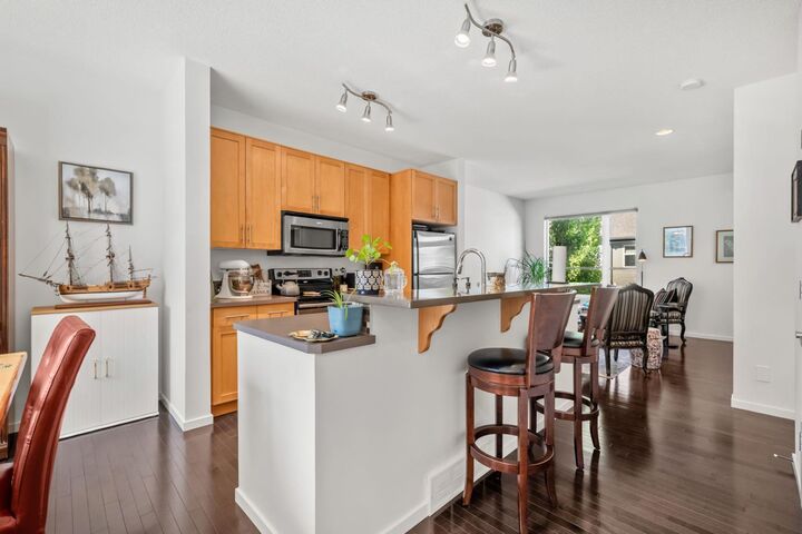 Property Photo:  150 Chapalina Square SE  AB T2X 0L7 