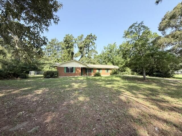 Property Photo:  4064 Main  LA 71403 