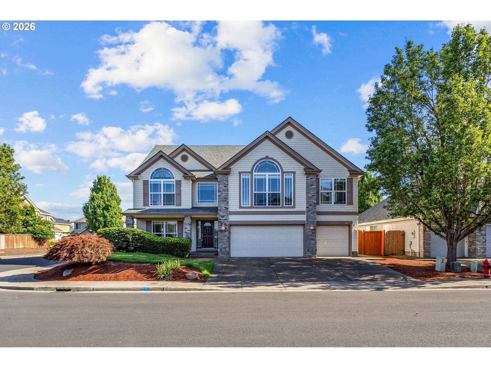 Property Photo:  762 Burgundy Ave NE  OR 97303 