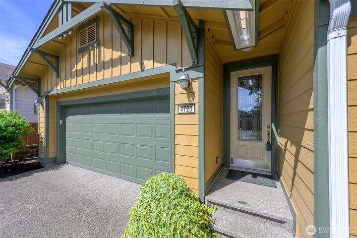Property Photo:  4723  Bend Court NE  WA 98516 