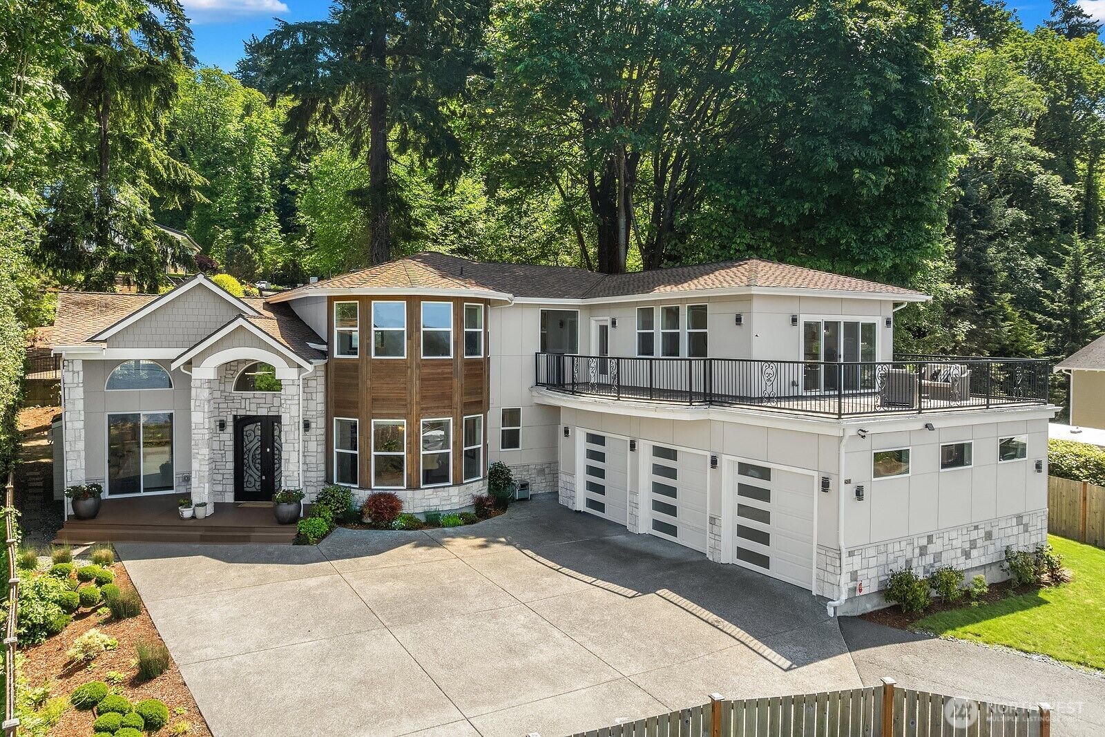 Property Photo:  28104  10th Avenue S  WA 98198 