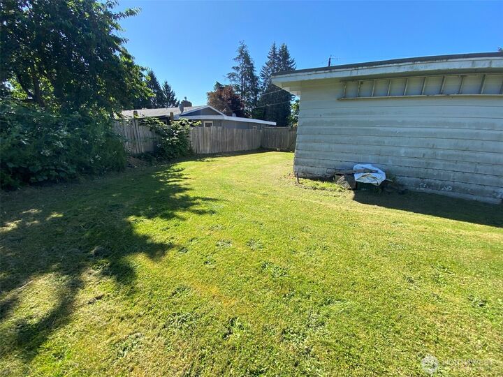 Property Photo:  10600  Vista View Drive  WA 98284 