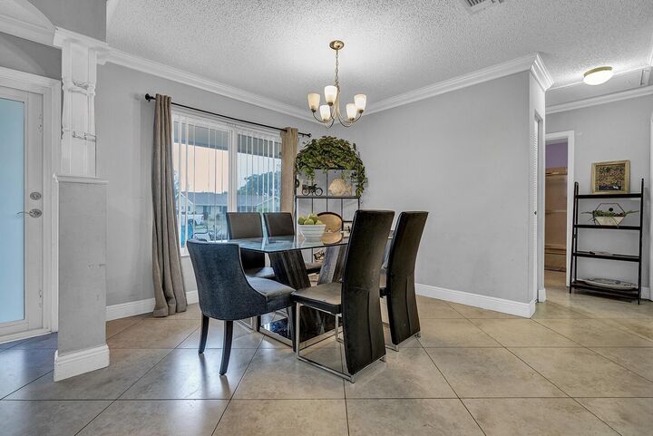 Property Photo: 9544 Richmond Circle FL 33434