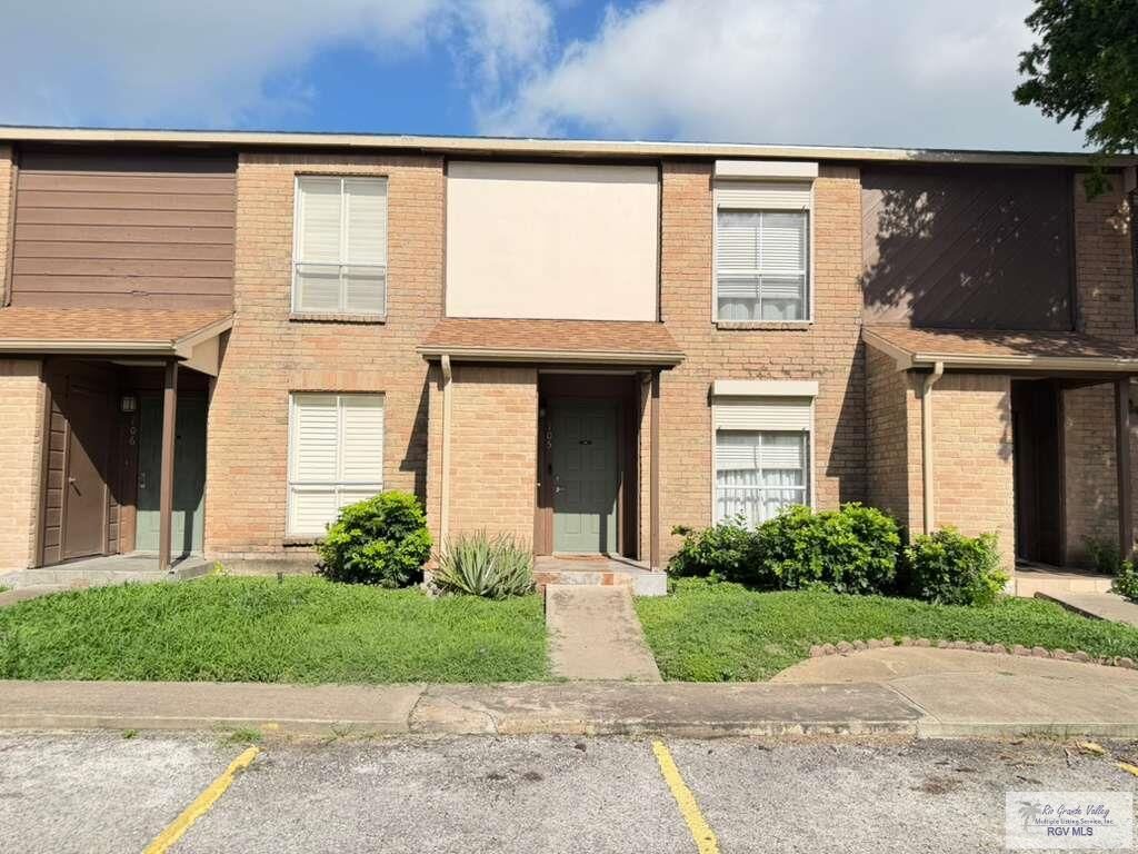Property Photo: 2901 Central Blvd. 105 TX 78520
