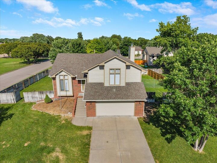 Property Photo:  2014 N Grace Avenue Ct  KS 67002-9597 