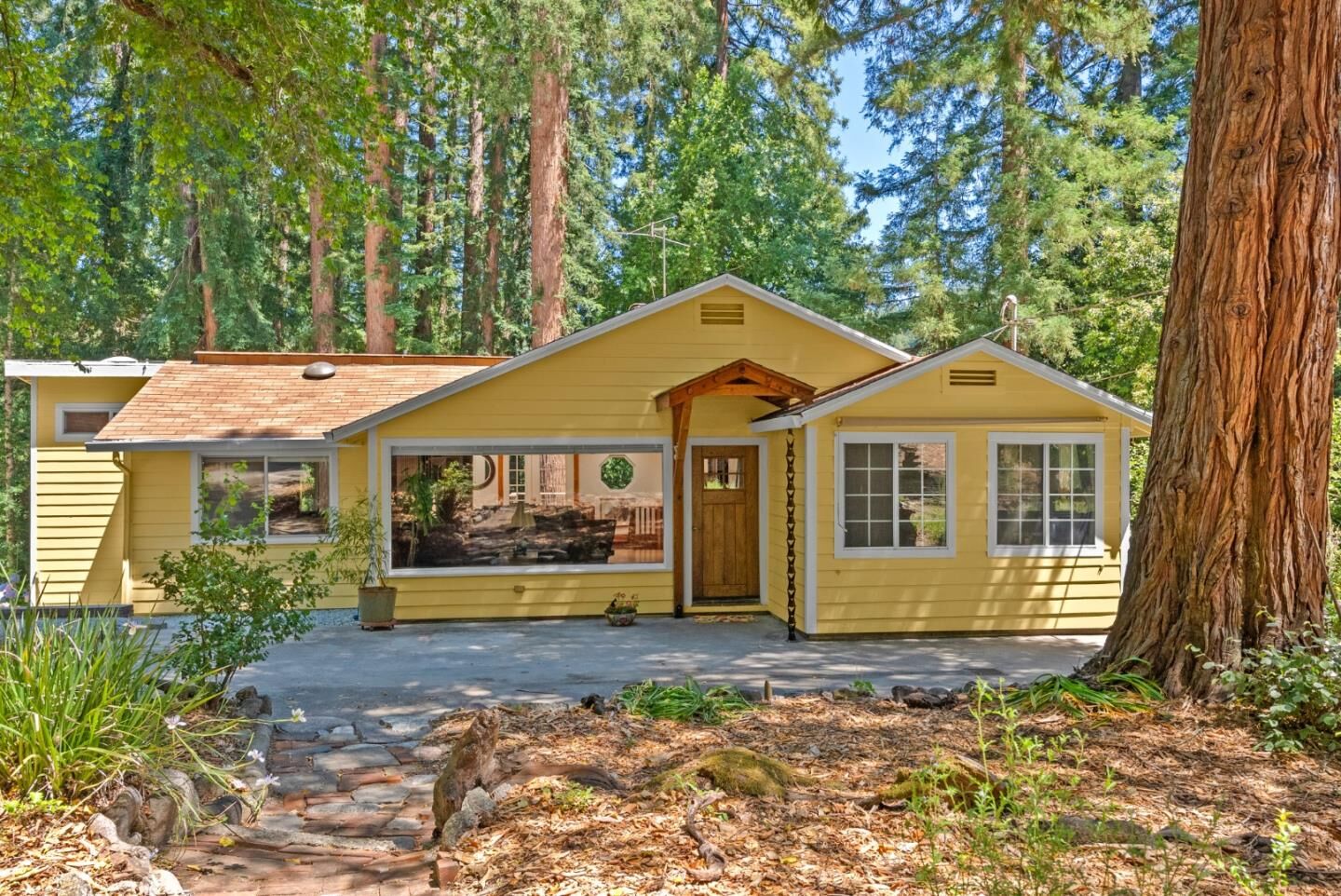Property Photo:  260 Overlook Drive  CA 95006 