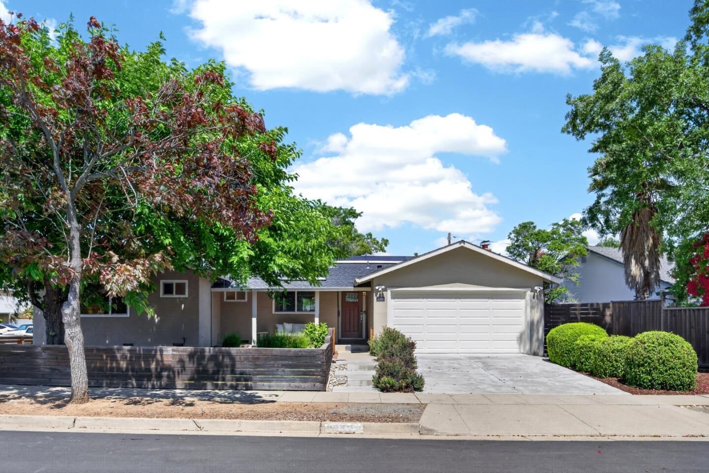 Property Photo: 2393 Stratford Drive CA 95124