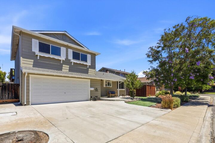 Property Photo:  2639 Brady Court  CA 95051 