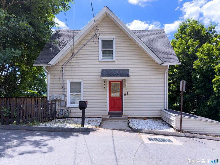 Property Photo:  61 Mount Pleasant Street  CT 06418 