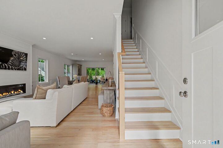 Property Photo:  195 S Water Street North  CT 06830 