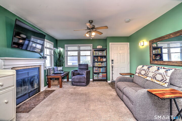 Property Photo:  38 Glenrock 38  CT 06850 