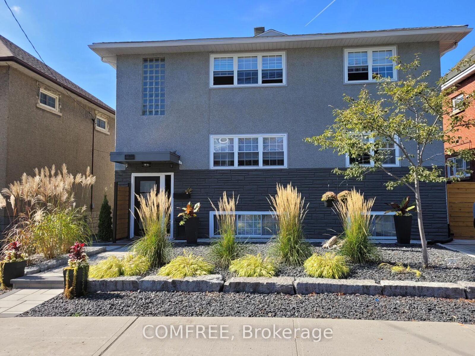 Property Photo: 32 St Francis Street ON K1Y 1W5