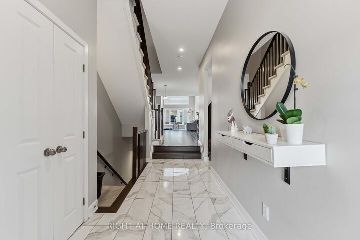 Property Photo:  424 Markdale Terrace S  ON K1X 0B2 