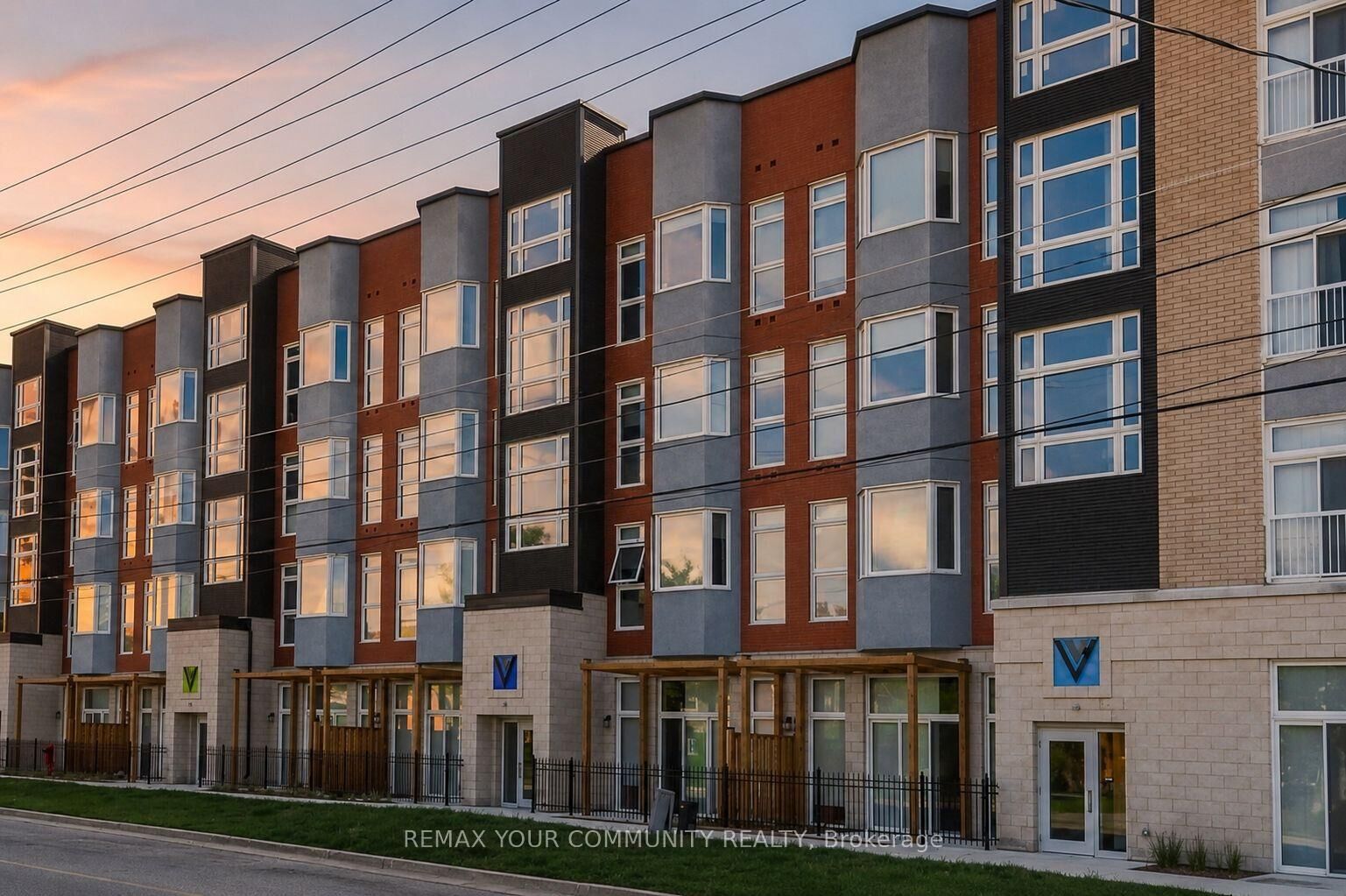 Property Photo: 253 Albert Street 114 ON N2L 3T7
