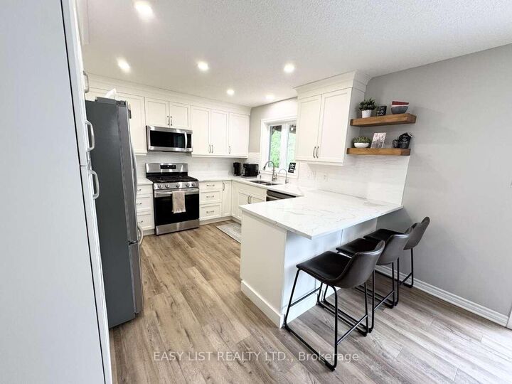 Property Photo:  302 George Street  ON N5C 1Z6 