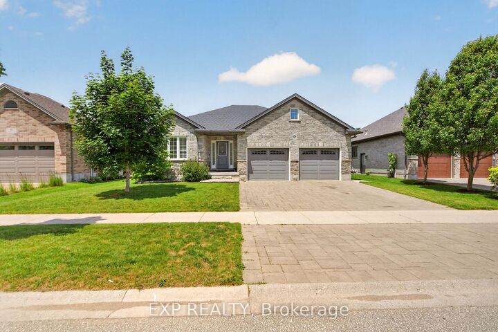 6 Caverhill Crescent — photo 1