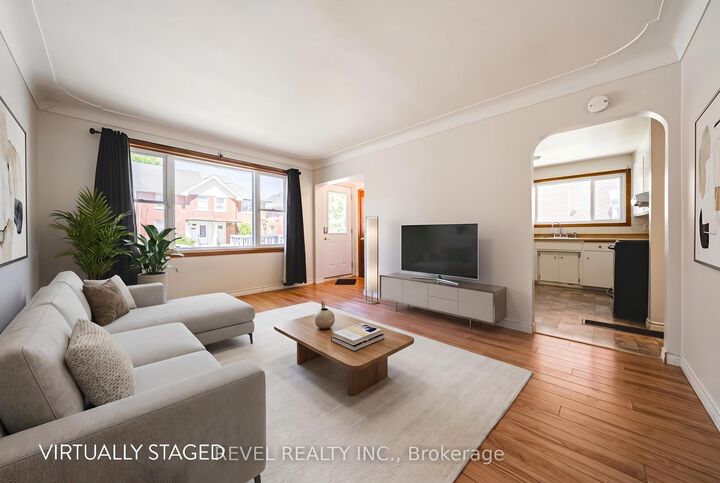 Property Photo:  146 Superior Street  ON N3S 2L4 