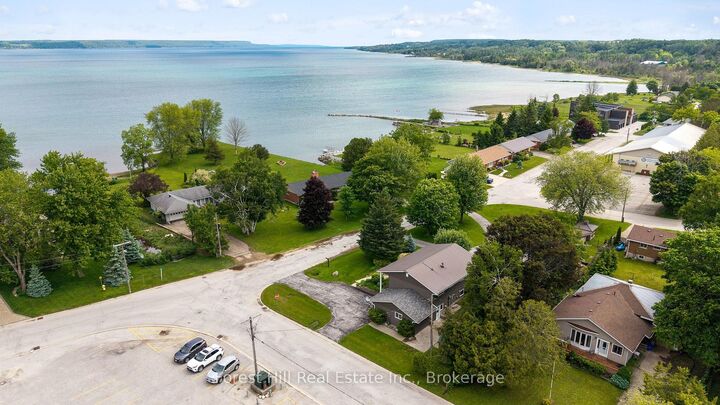 Property Photo:  535 George Street  ON N0H 2T0 