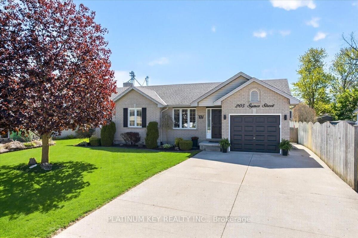 Property Photo:  205 Symes Street  ON N0L 1M0 