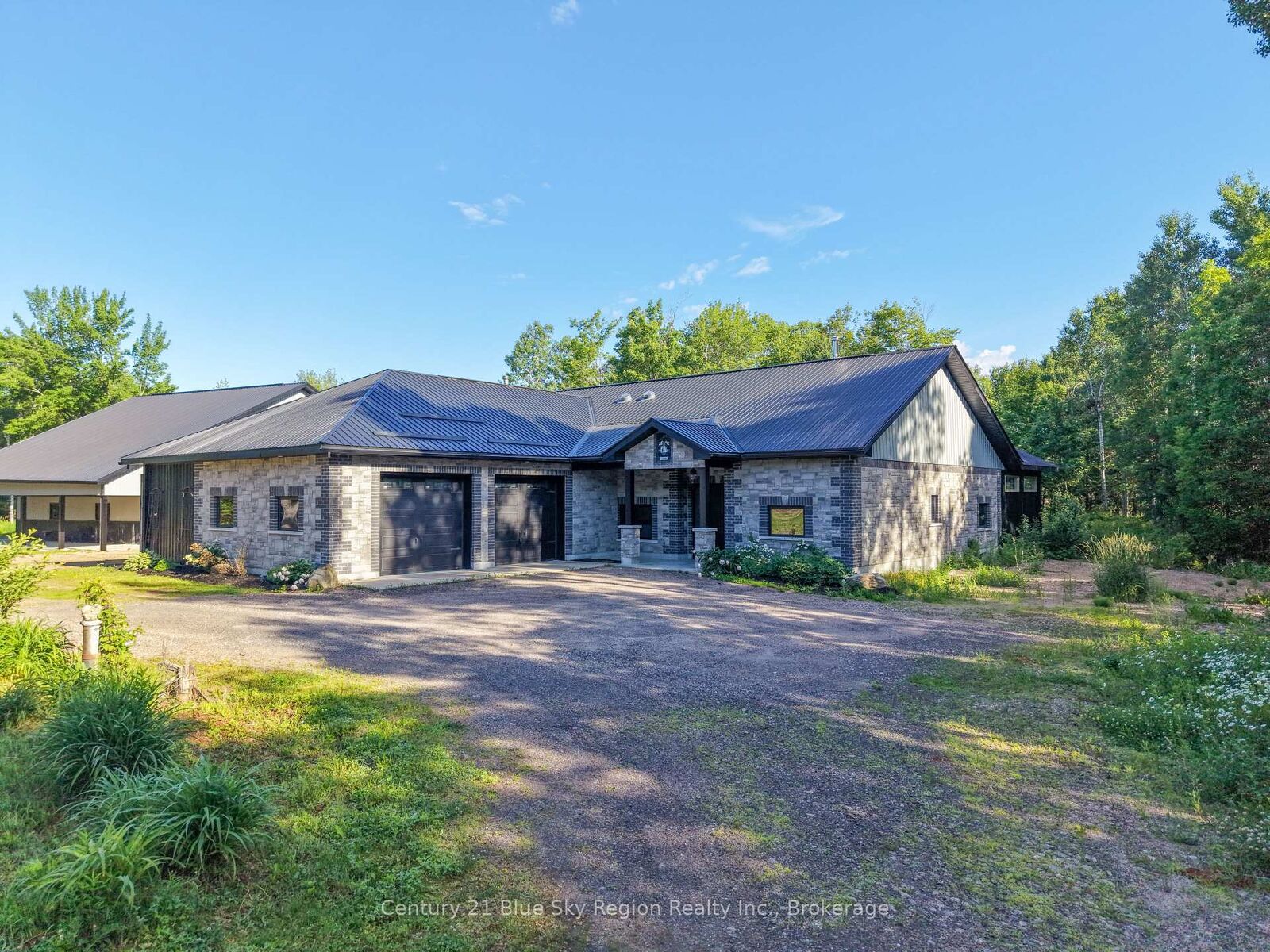 Property Photo: 79 Hillcrest Road ON P0H 1B0
