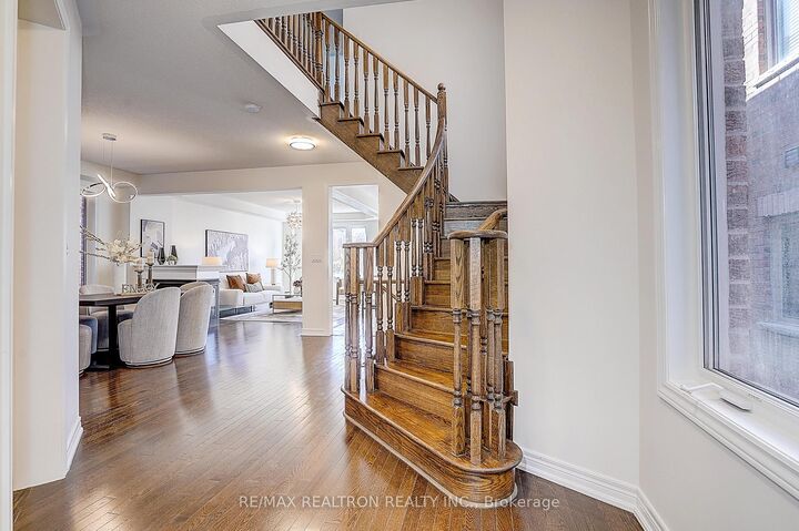 Property Photo: 113 Riding Mountain Drive ON L4E 0V1
