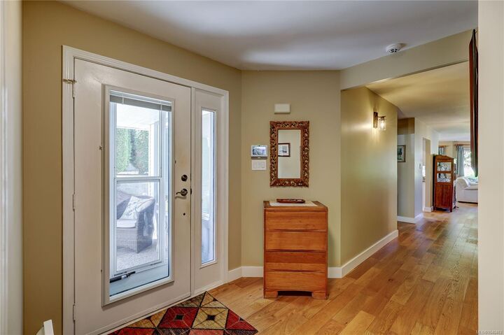 Property Photo: 330 Dogwood St #201 BC V9P 1P7