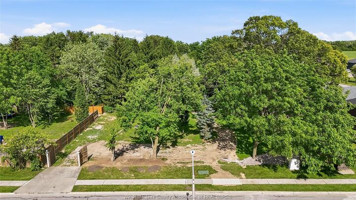 V/L Conservation Boulevard — photo 1