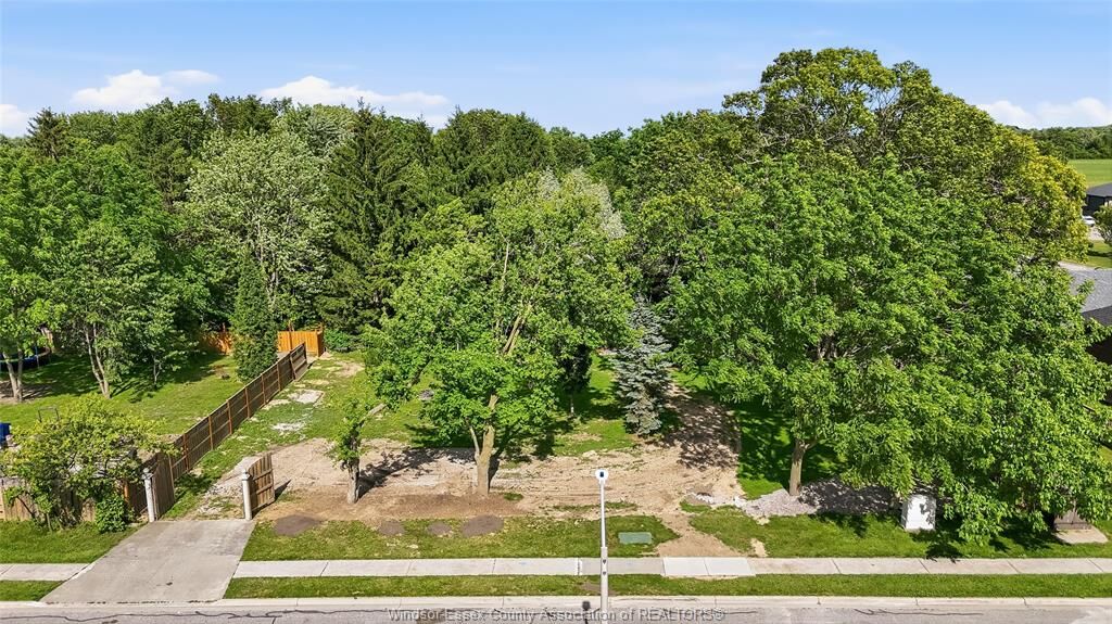 Property Photo:  V/L Conservation Boulevard  ON N9Y 3Z1 