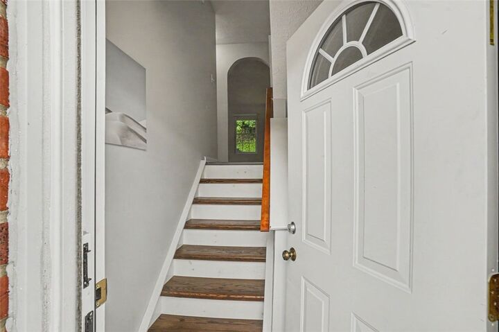 Property Photo:  149 Villa Dr  PA 15214 