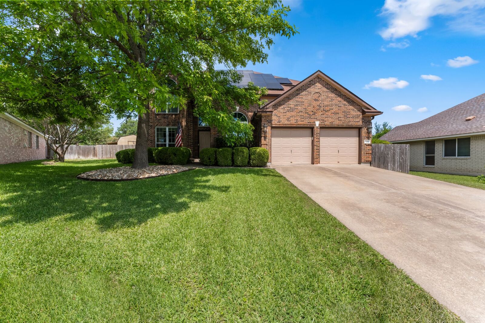 Property Photo:  705 Princeton Drive  TX 78660 