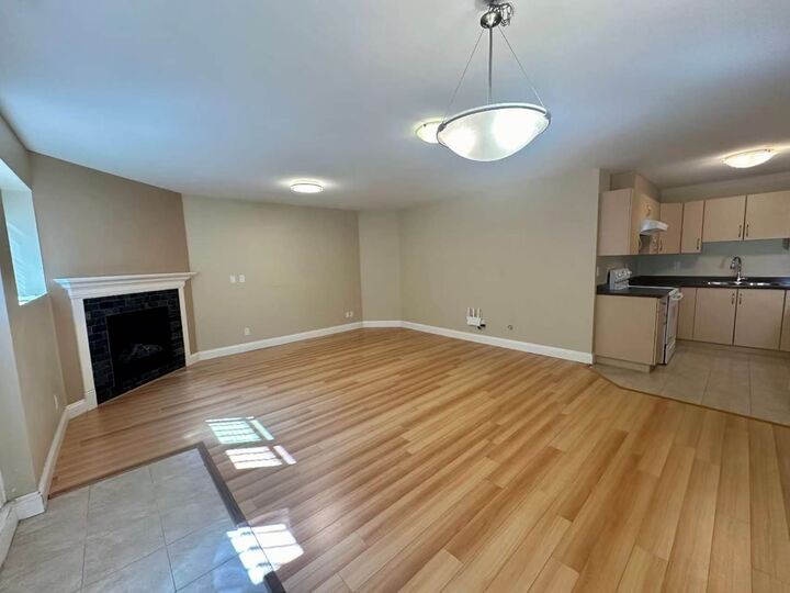 Property Photo:  826 Cottonwood Avenue  BC V3J 2T1 