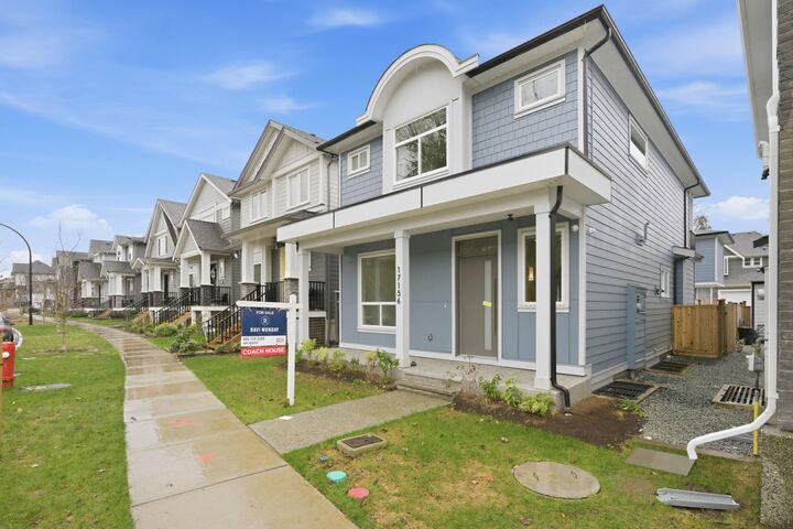 Property Photo: 17156 1 Avenue BC V3Z 9R2
