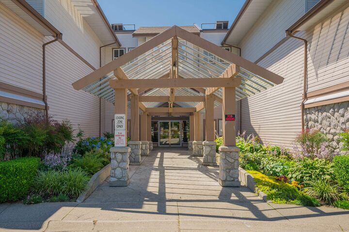 Property Photo:  22150 48 Avenue 115  BC V3A 8R5 