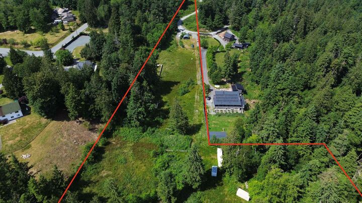 Property Photo: 6428 Hyfield Road BC V3G 2L3