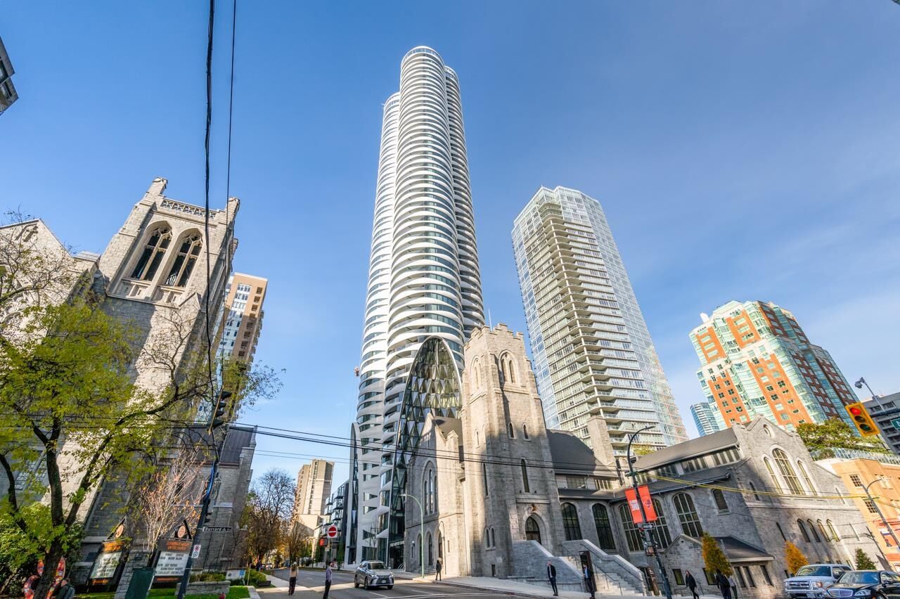 Property Photo:  1033 Nelson Street 3202  BC V6E 0E5 