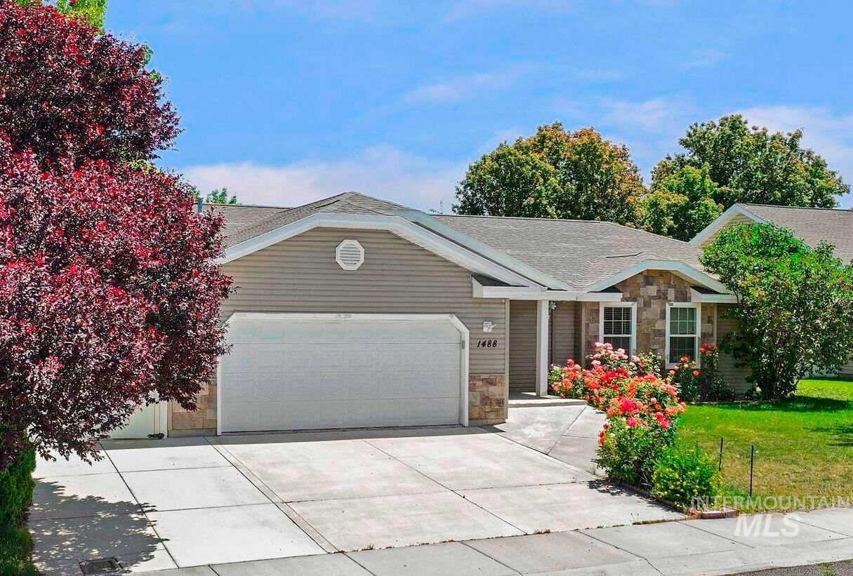 Property Photo:  1488 Northern Pine Drive  ID 83301 