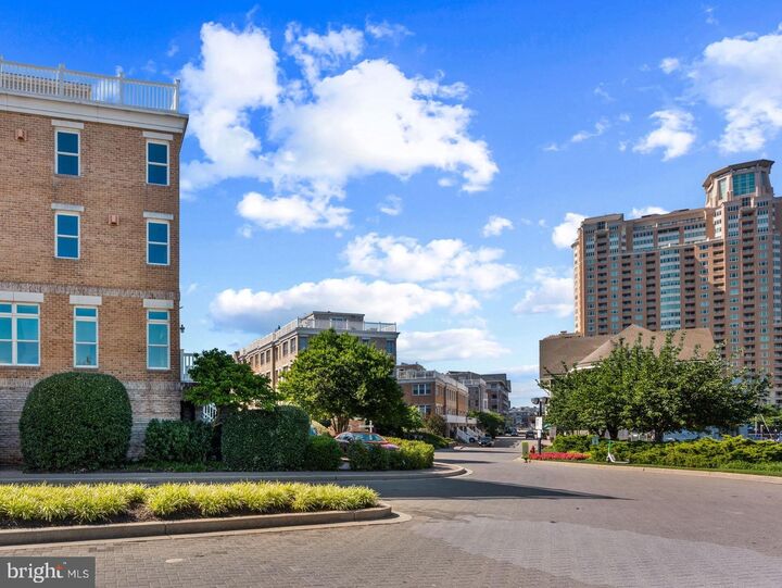 Property Photo:  1294 Harbor Island Walk  MD 21230 