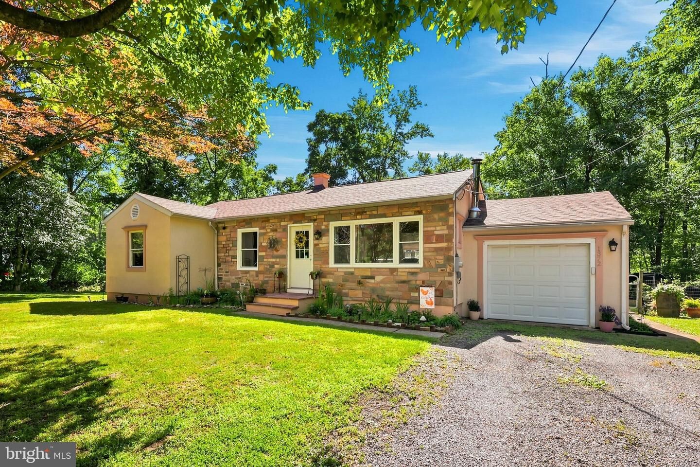 Property Photo:  1372 Birch Road  PA 18972 