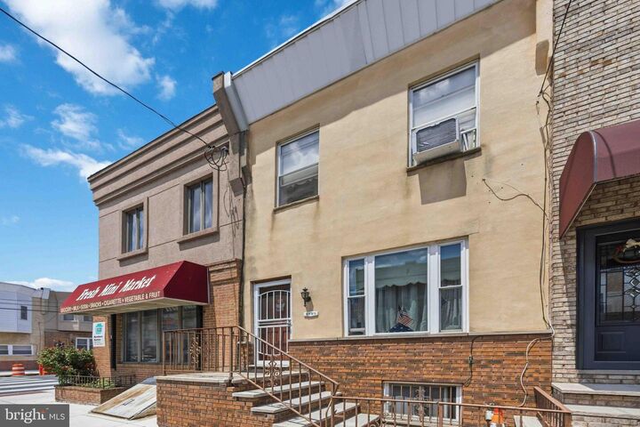 Property Photo:  1949 W Ritner Street  PA 19145 