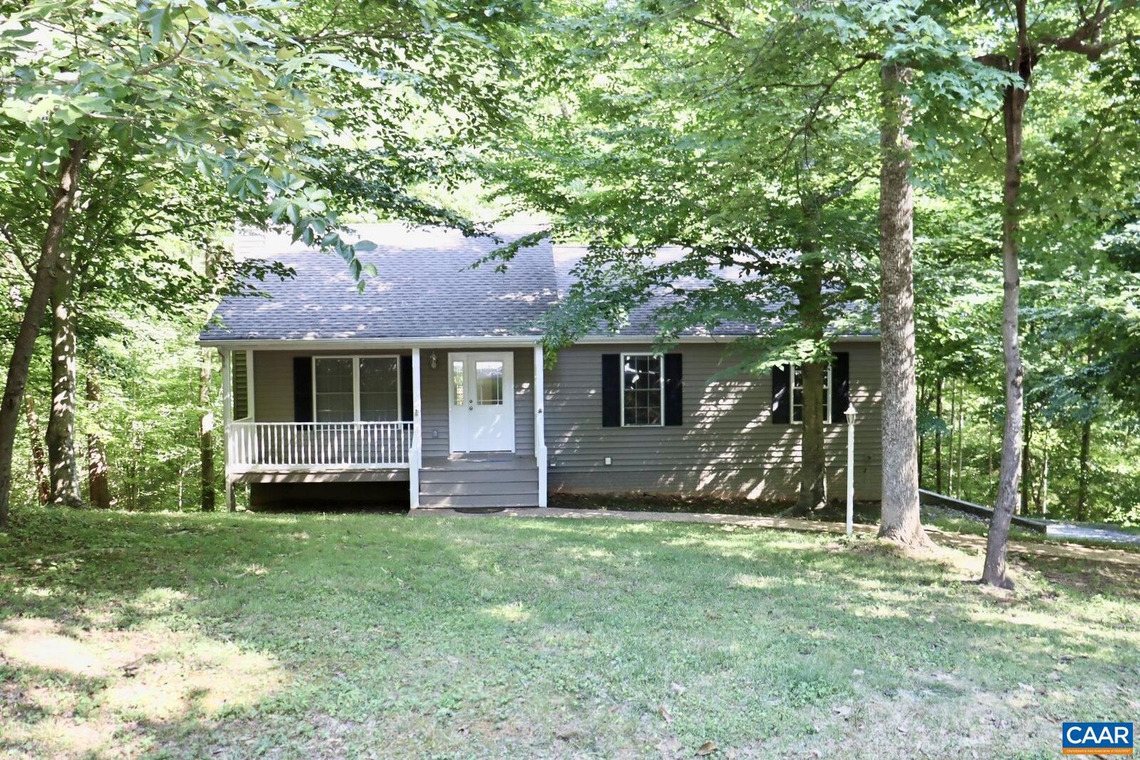 Property Photo:  3 Sioux Ct  VA 22963 