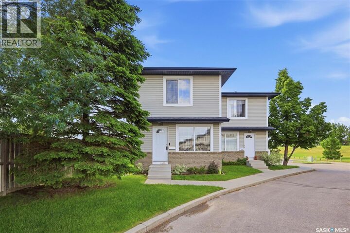 Property Photo:  130 103 Rutherford Crescent  SK S7N 4X9 