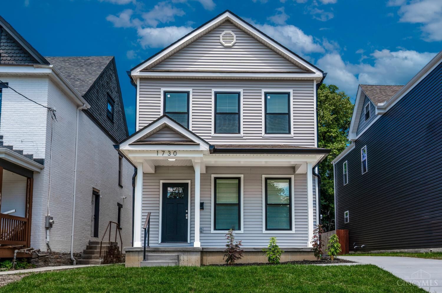 Property Photo:  1730 Hewitt Avenue  OH 45207 