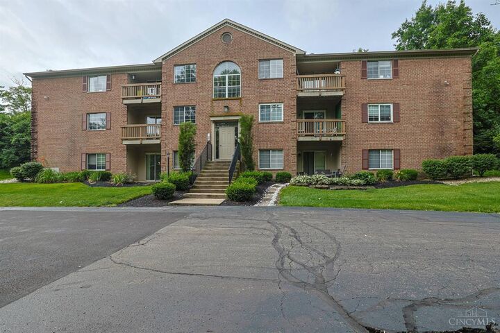 Property Photo:  1625 W Augusta Boulevard  OH 45014 