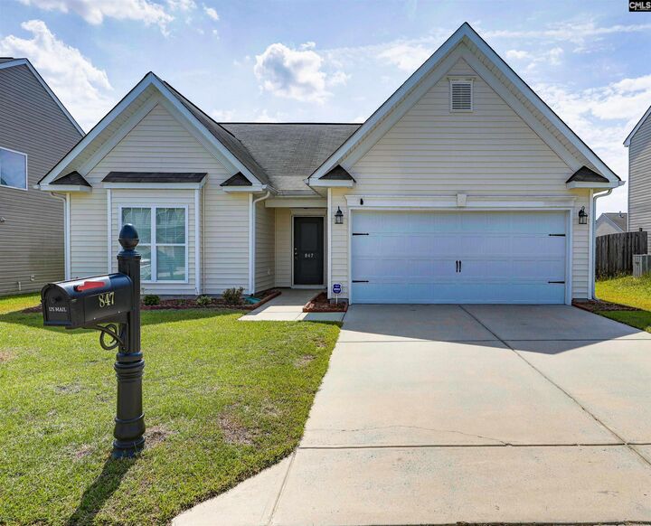 Property Photo:  847 Dovefield  Lane  SC 29073 