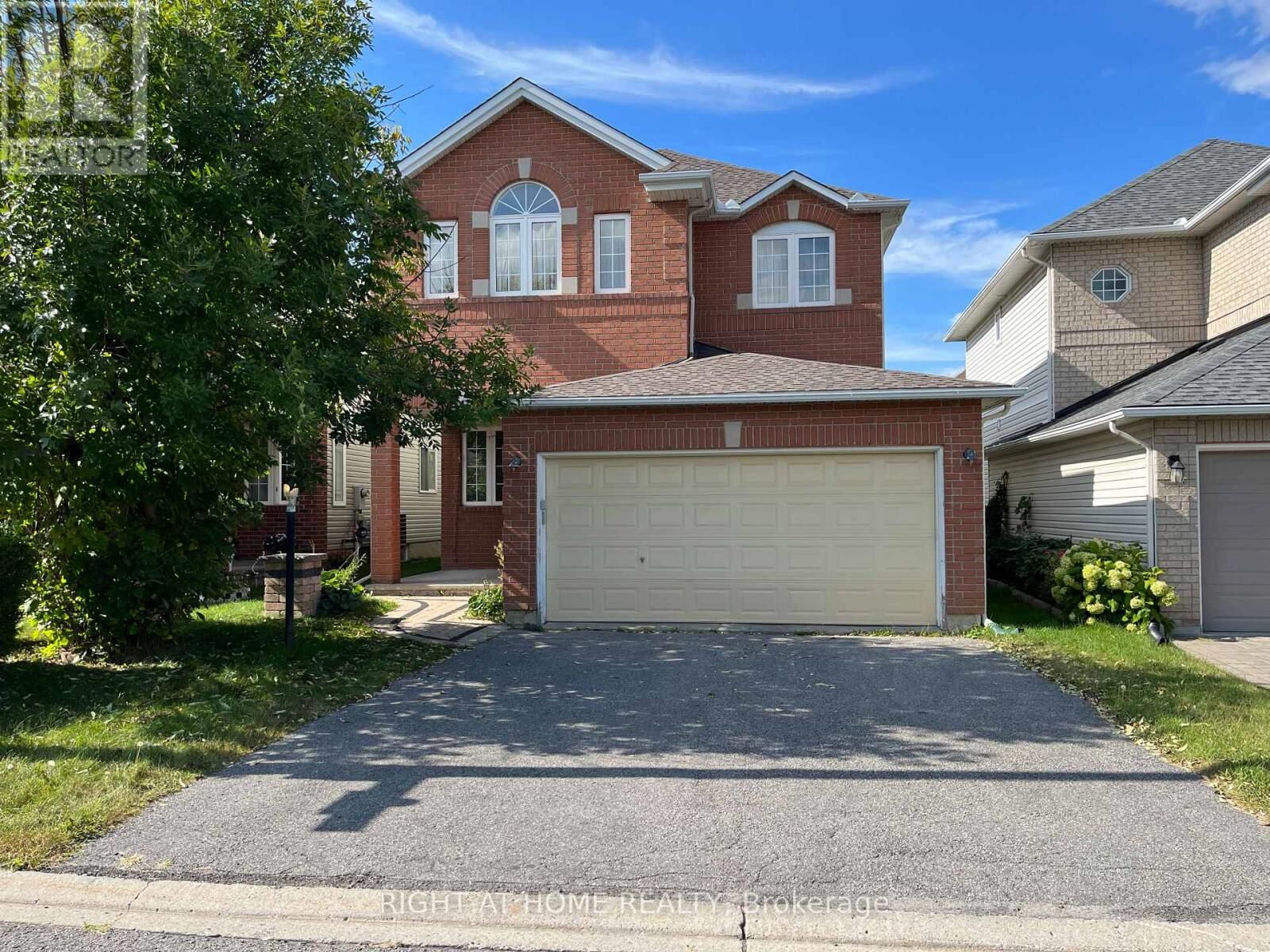 Property Photo:  270 Deercroft Avenue  ON K2J 5B8 