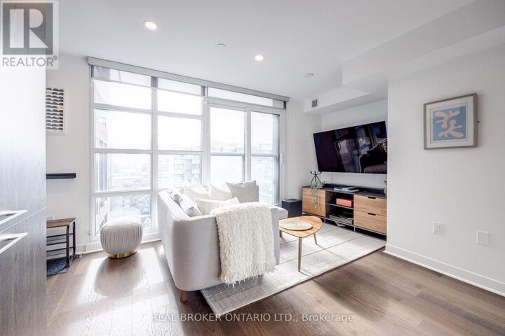 Property Photo:  501 Adelaide Street West 1308  ON M5V 0R3 