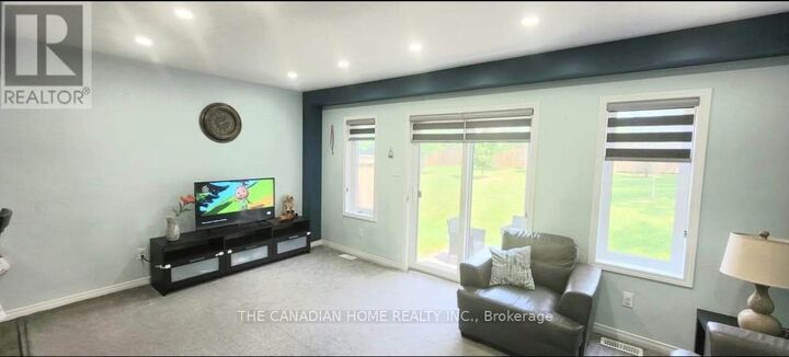 Property Photo:  50 Pinnacle Drive 19  ON N2P 0H8 